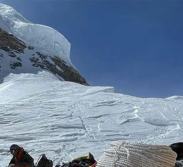 Popular Mountains to Climb in the Himalayan Range Nepal