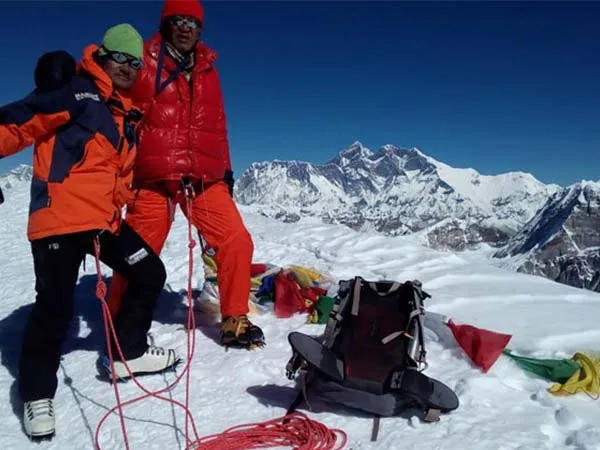 Can You See Everest from Lobuche