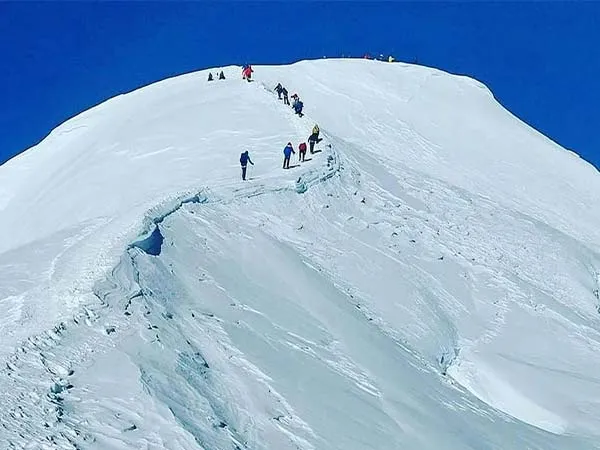 Mera Peak climbing in September