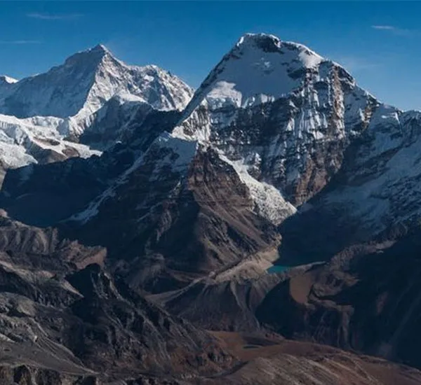 Famous Mountain To Climb in Nepal