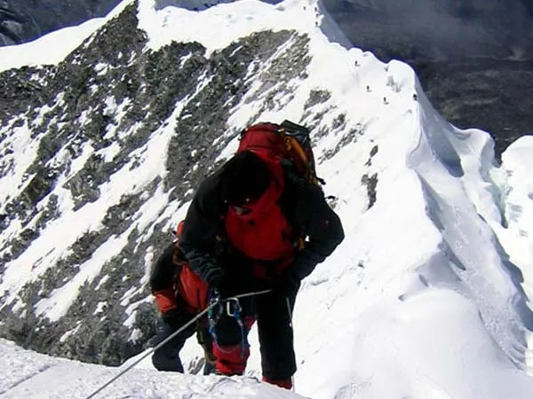 How Tall is Island Peak