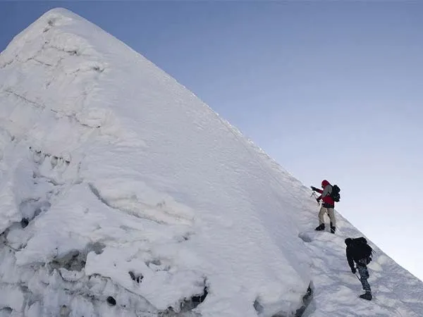 Island Peak September Climb