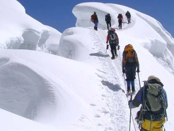 Island Peak Spring Expedition