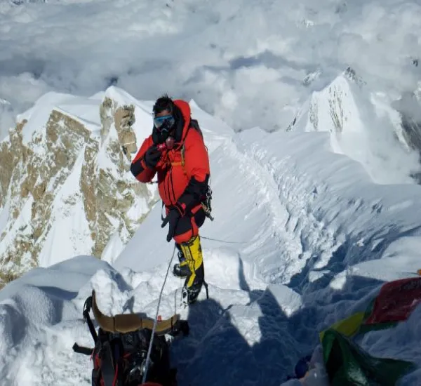 Manaslu Climb with oxygen and rope