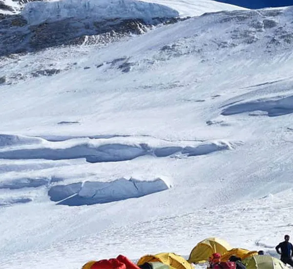Best season for climbing manaslu