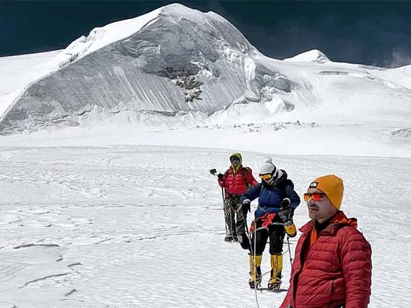 Mera Peak Expedition April