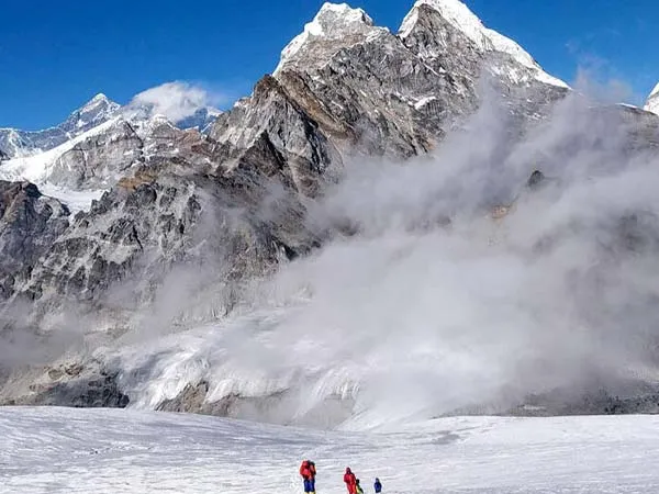 Mera peak expedition in march