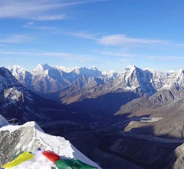 Climbing three peaks in Nepal