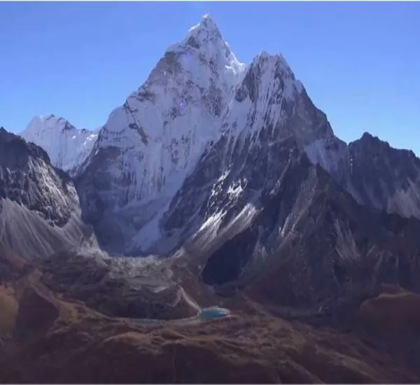 To Climb Mt Everest this way climber have to go