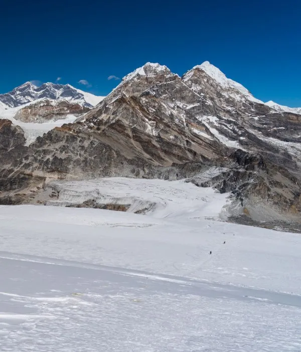 beautiful Mera Peak