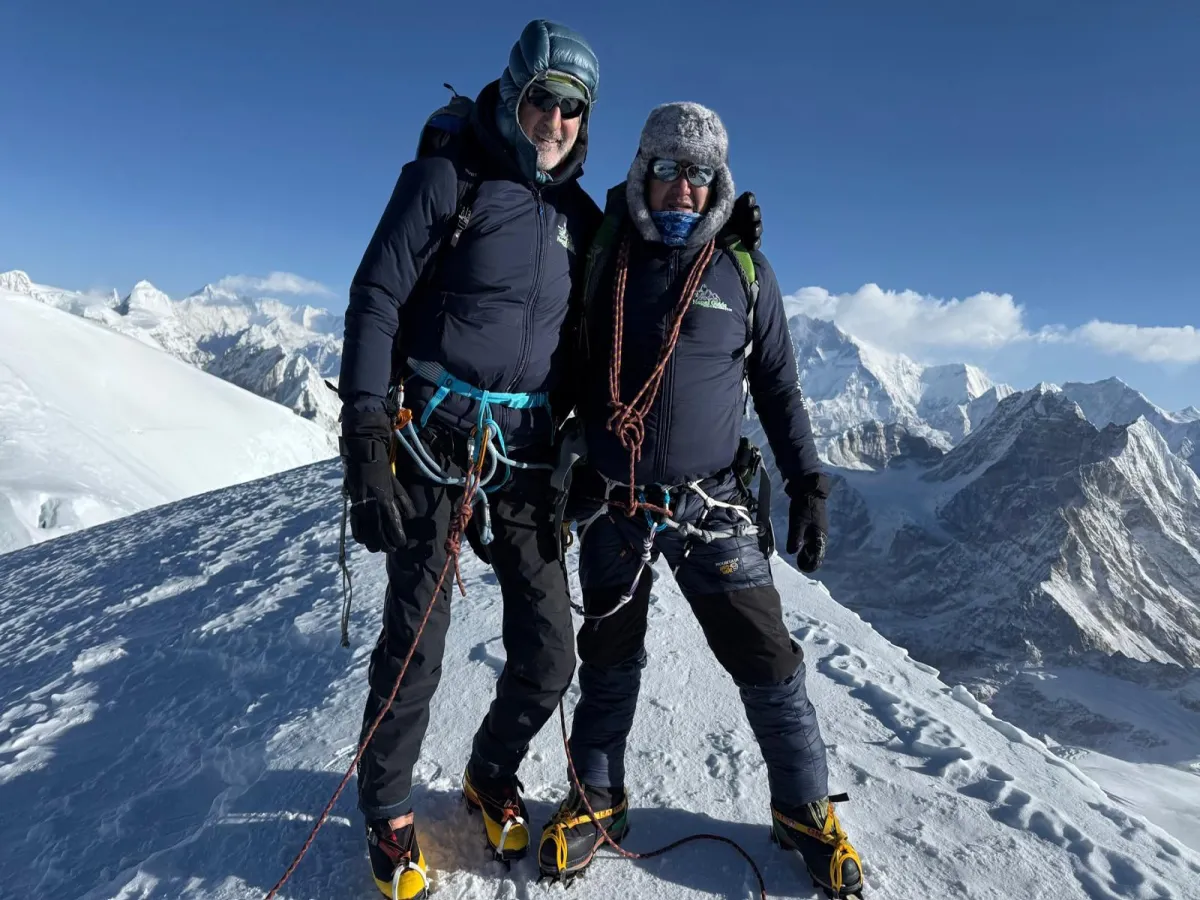 peak climbing nepal island peaks