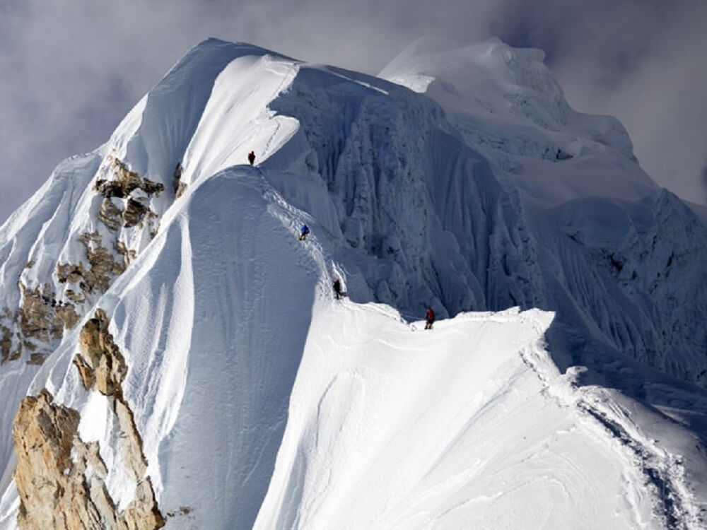 Baruntse climbing route 