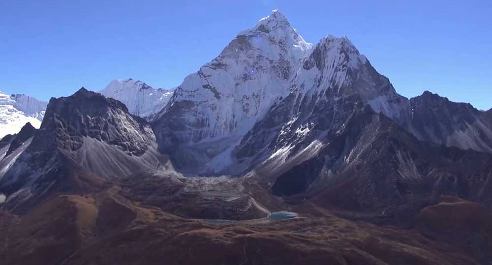 mount everest beautiful view 