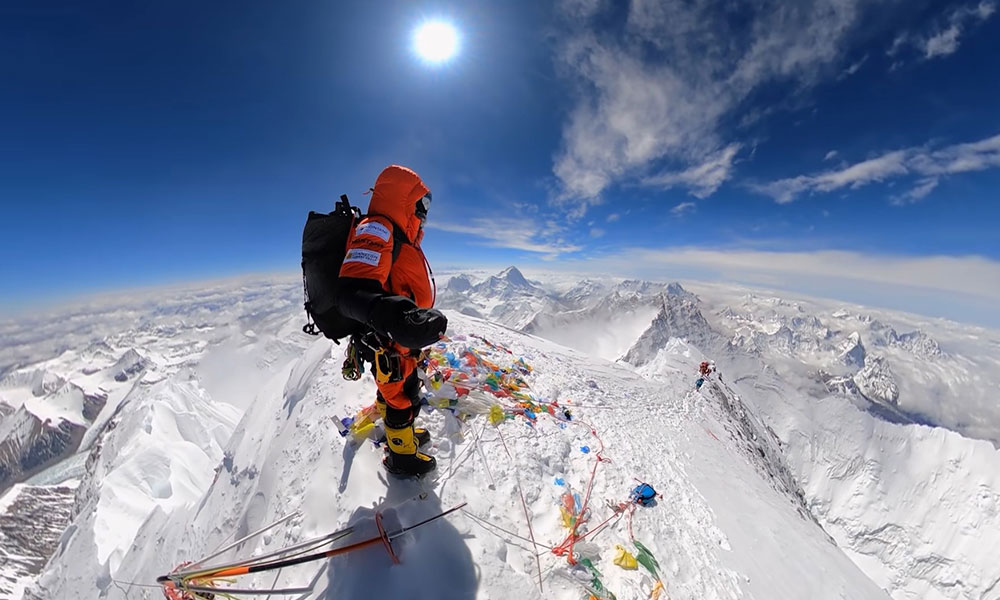 Is Everest Climbing Expensive