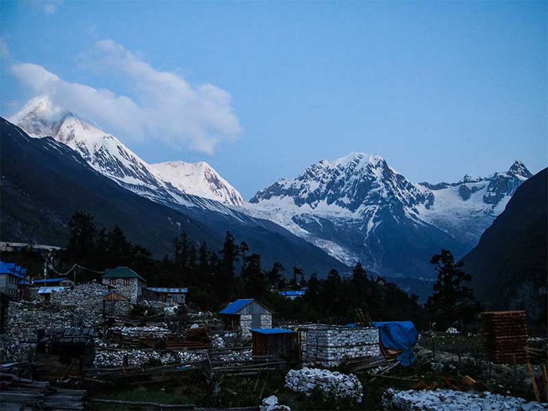 Base camo service for Manaslu climbing