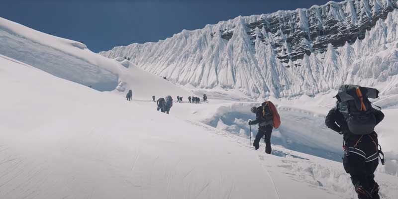 manaslu climbing season unobstructed views '