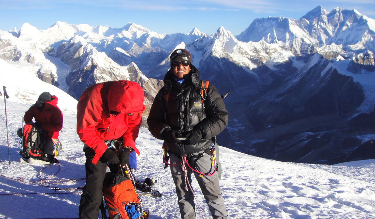 mera peak elevation