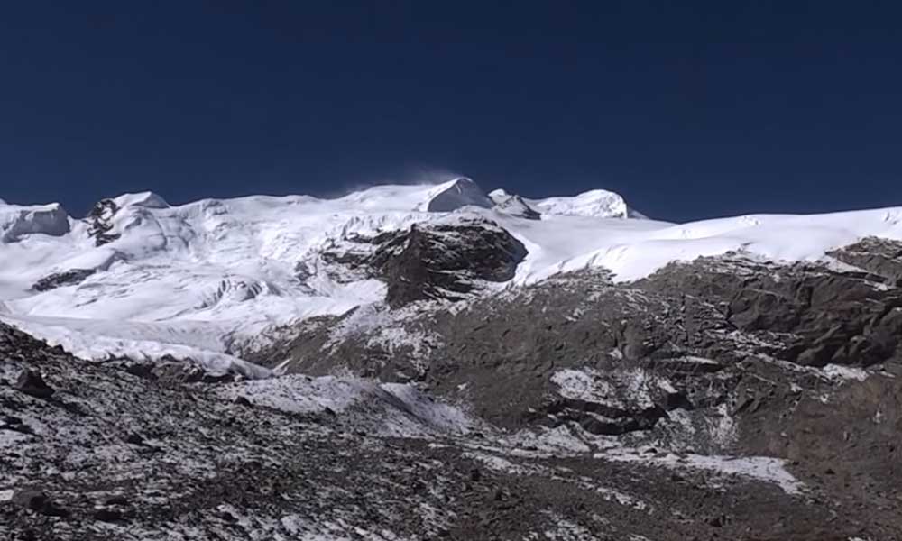 mera peak climbing 