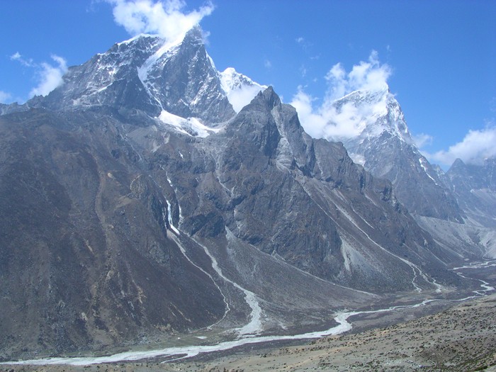 No more solo trekking permits
