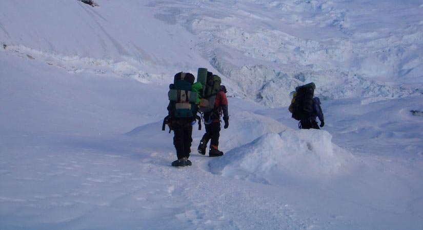 himlung himal ideal weather in autumn 