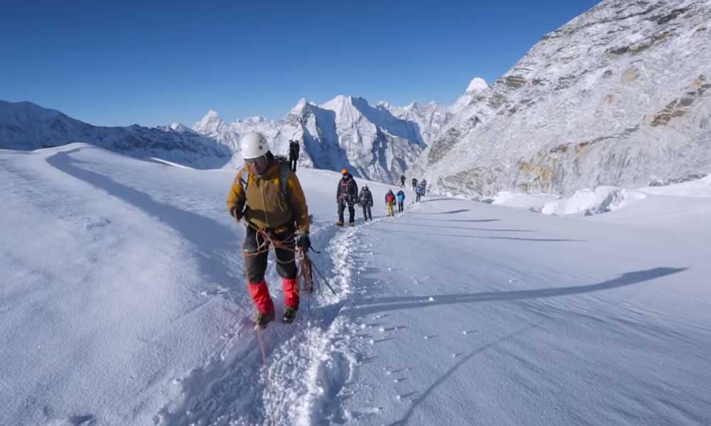 climbing island peak in nepal 