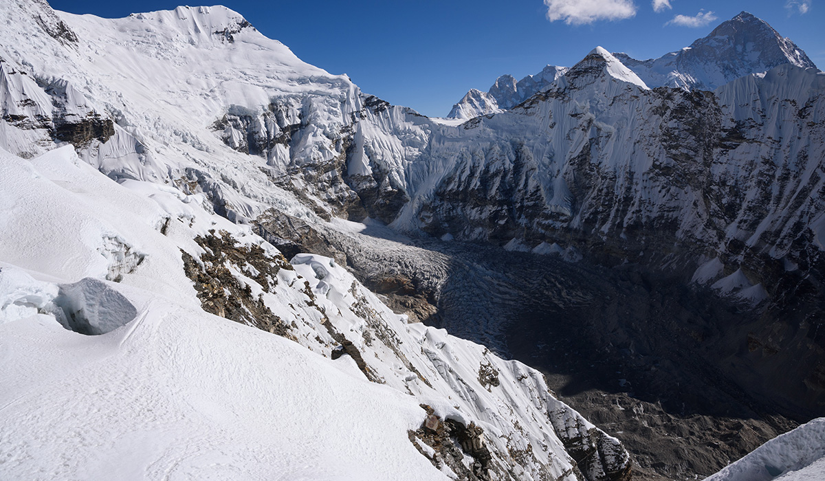 Ideal season for island peak climbing 