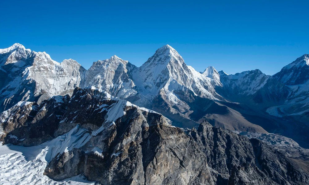 lobuche in autumn 