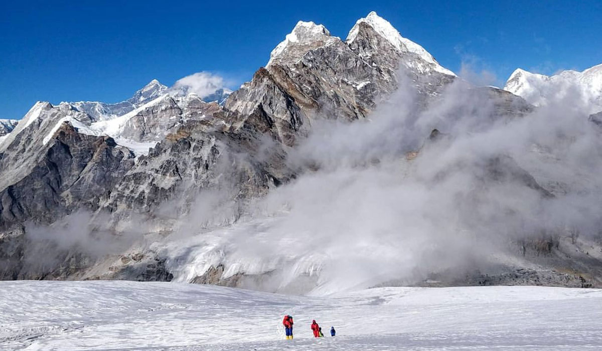 mera peak vs island peak 