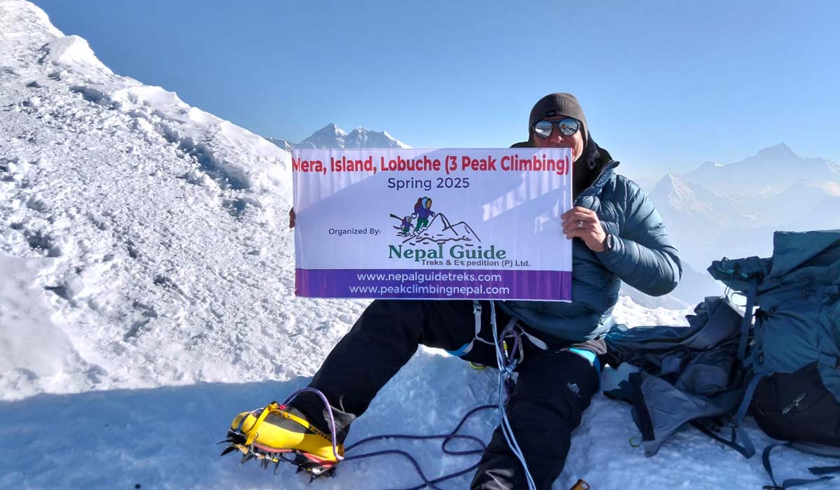 mera island and lobuche peak climbing