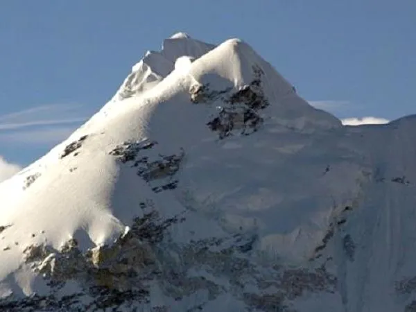 Brauntse Mountain Peak View