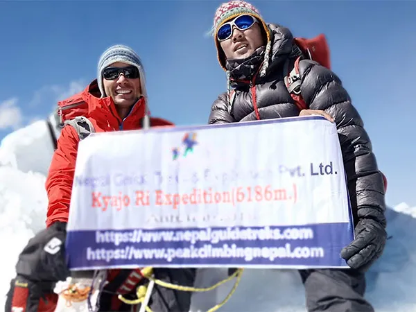 Kajyo Ri Summit