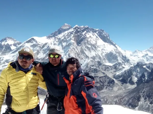 Mera Peak Amphu Lapcha La Pass