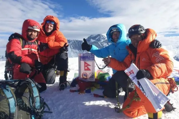 Short Ama Dablam Expedition