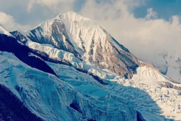 Singu Chuli Peak Climbing mount view